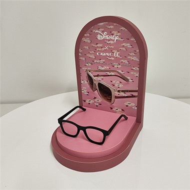 Stojalo za razstavni pult za kozarce